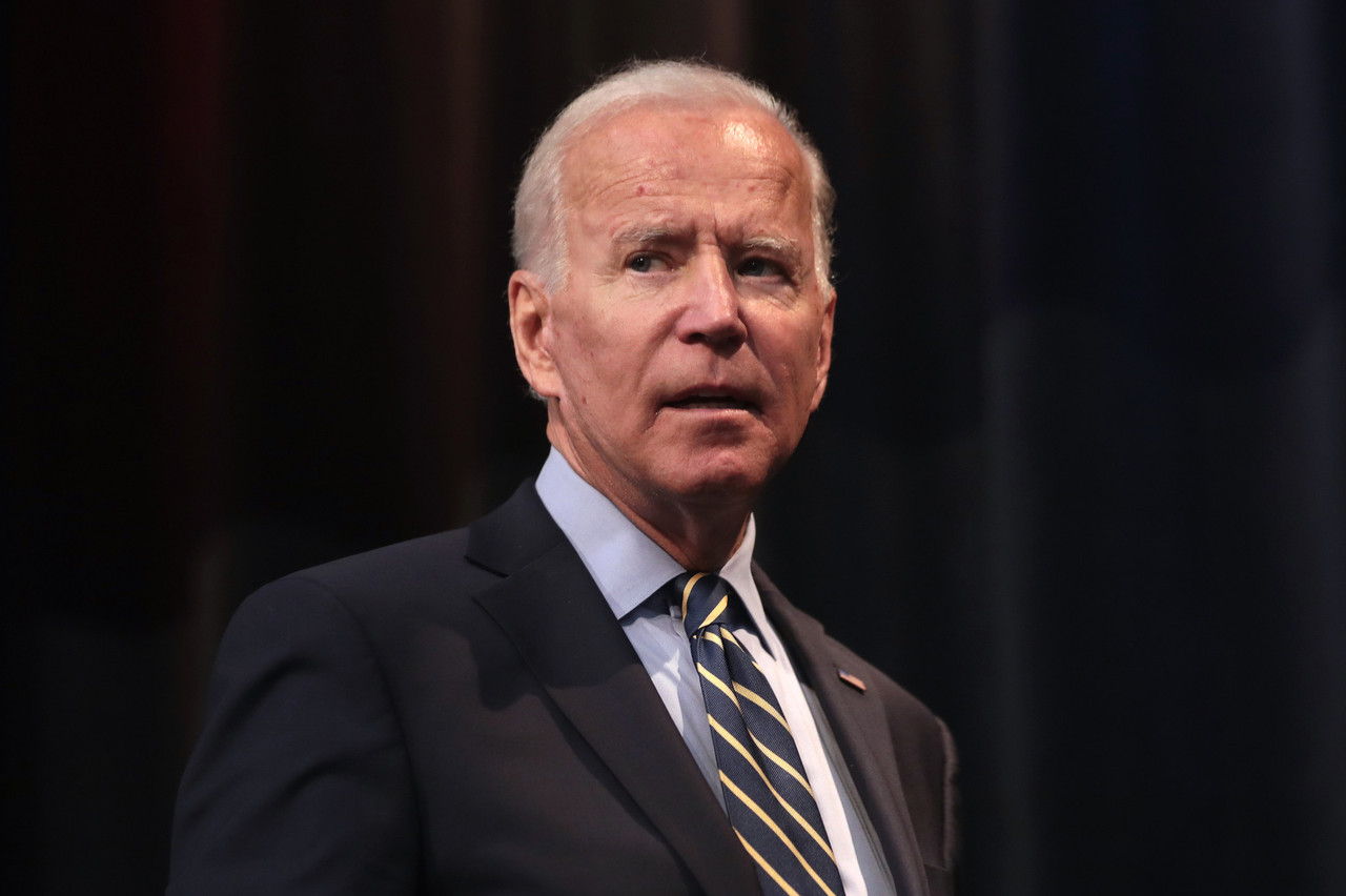 Le président américain, Joe Biden, veut pouvoir financer des projets sociaux en augmentant les taxes sur le capital. (Photo: Shutterstock)