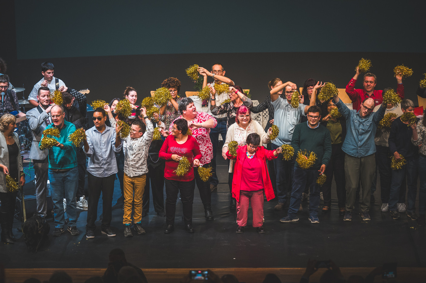 An academic session, more festive than academic, was organised at the Mierscher Theater. Photo: FLB