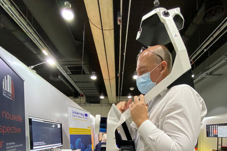 Son scanner-harnais développé par les Allemands de NavVis permet à Jean-Yves Marié de scanner plus vite les bâtiments de ses clients. (Photo: Paperjam)