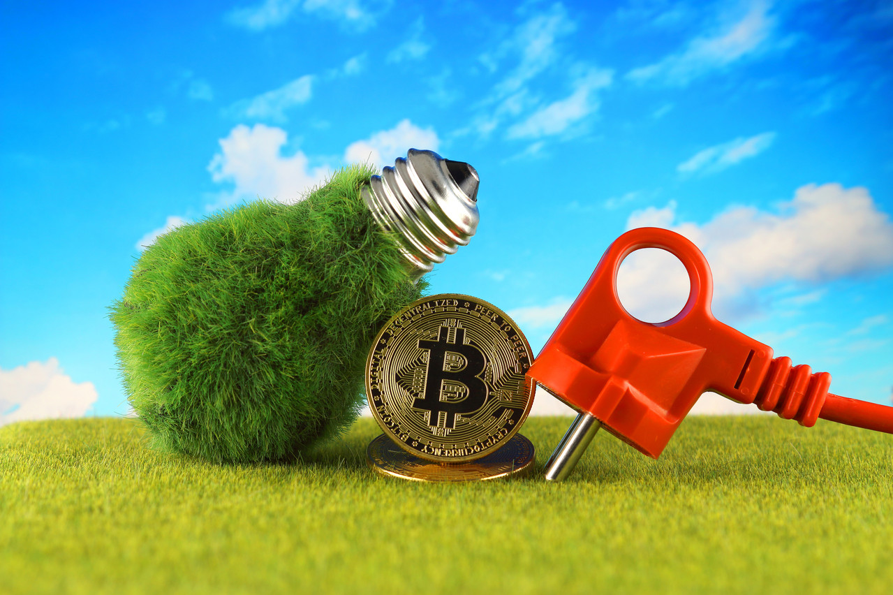 Miner du bitcoin consomme chaque année 10 fois plus d’électricité que le Luxembourg. (Photo: Shutterstock)