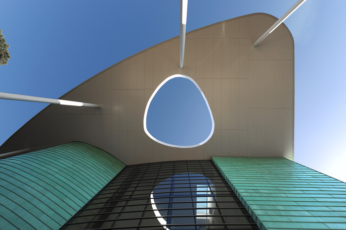 1989 : Création du studio de Bruxelles. Solvay Brussels School (2010). (Crédit: ArtBuild Architects)