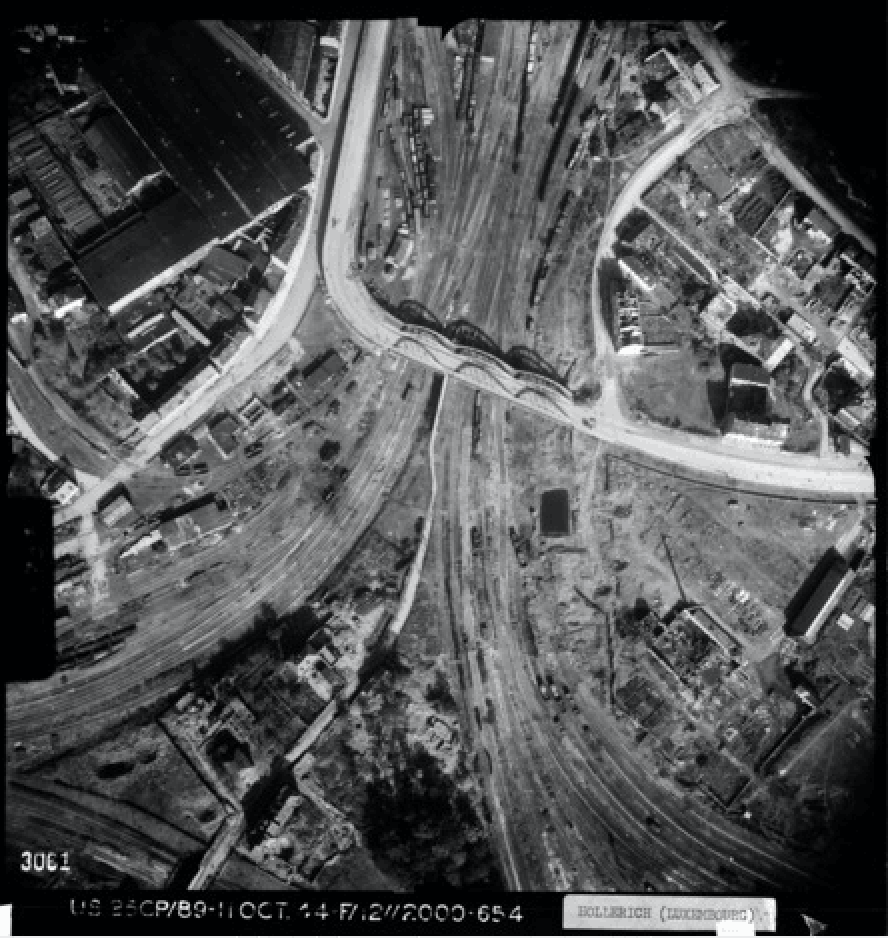  Archives d’un cliché lors d’un bombardement en octobre 1944. (Photo: National Collection of Aerial Photography)