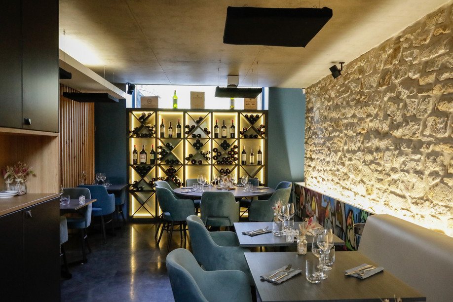The restaurant's stylish design is both warm and elegant. Marie Russillo (Maison Moderne)