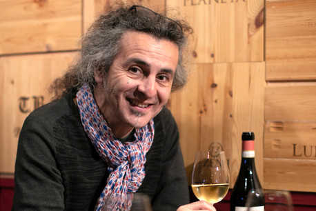 Une bonne bouteille avec Donato Rotunno, réalisateur du film «Io sto bene», qui vient forcément (ou presque) de la Botte! (Photo: Guy Wolff/Maison Moderne)