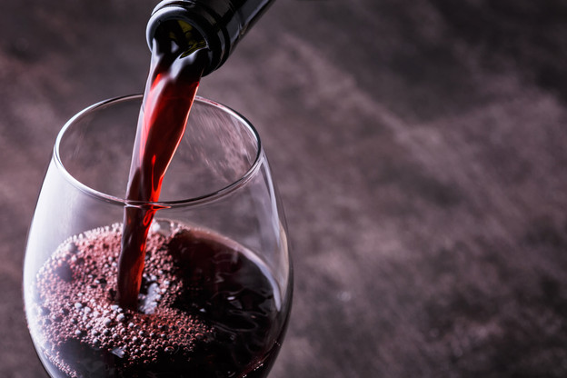 Douze bouteilles de grands crus bordelais sont revenues sur Terre, mercredi, après avoir passé un an sur la Station spatiale internationale. Pour préparer le futur de l’alimentation sur Terre. (Photo: Shutterstock)