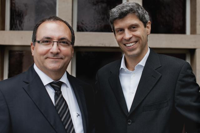 Gil da Silva et Thierry Krombach ont à coeur de présenter les solutions les plus récentes proposées par DSK Systems. (Photo: DSK Systems)