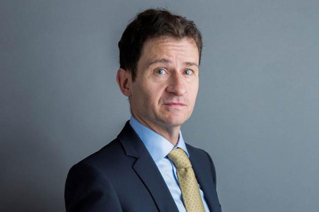 «Si les politiques monétaires américaine et européenne continuent de diverger, la parité entre l’euro et le dollar ne peut plus être exclue», estime Guy Wagner. (Photo: Banque de Luxembourg)