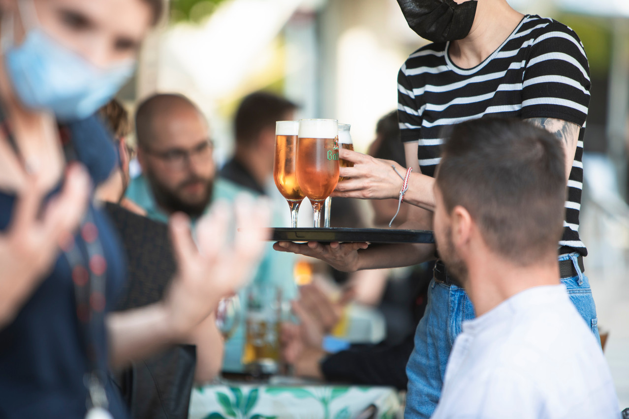 Les contrats avec les locataires de bars ont changé avec la crise. Ce que pointe du doigt l’avocat Me Joël Marques. (Photo: Simon Verjus/Maison Moderne)