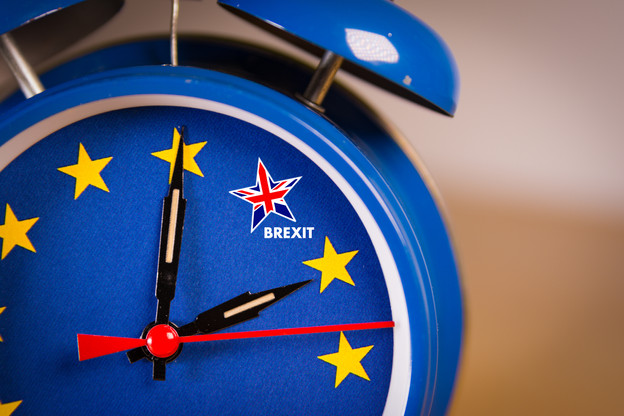 Le temps continue de s’écouler, mais la perspective d’un Brexit au 31 octobre s’éloigne avec le refus des députés britanniques d’examiner le deal dans l’urgence. (Photo: Shutterstock)