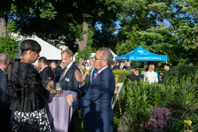  Guests enjoyed the sun in the residence garden Matic Zorman/Maison Moderne