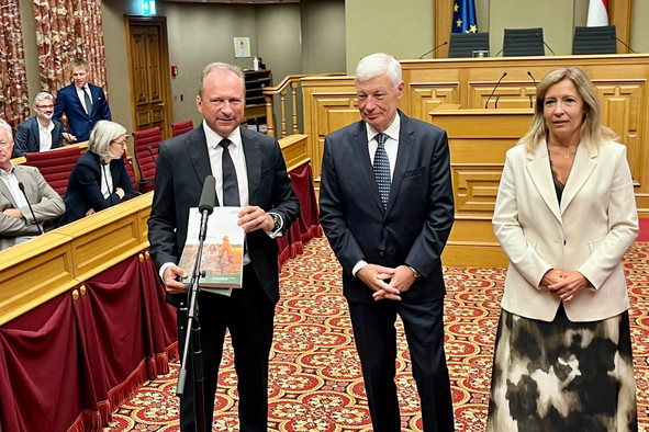 Business and other interest groups were quick to react to Finance Minister Gilles Roth’s new 2027 budget, with business groups giving it a qualified welcome.  Photo: Paperjam