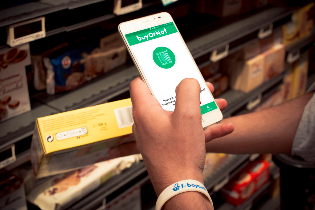 I-Boycott uses its BuyOrNot application to help consumers make the right choices when shopping in supermarkets. More than 215,000 people have joined the community. (Photo: BuyOrNot)