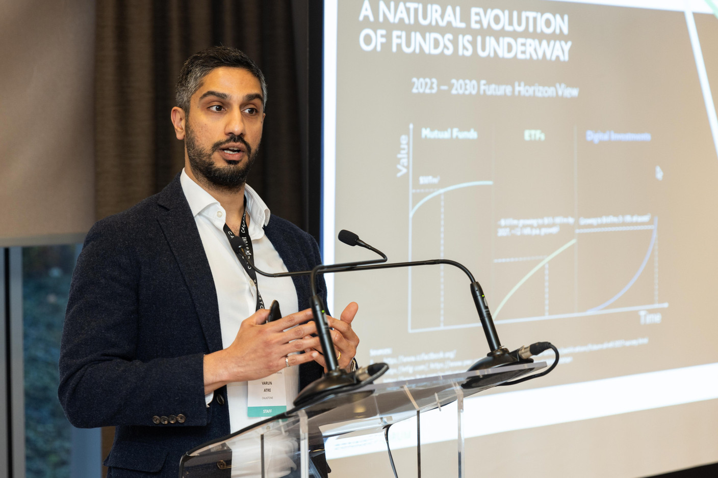 Varun Atre (Calastone) discussed new products developed by the firm at the annual Calastone Connect Forum, which was held on 7 November 2023 at the Sofitel in Kirchberg. Photo: Romain Gamba/Maison Moderne