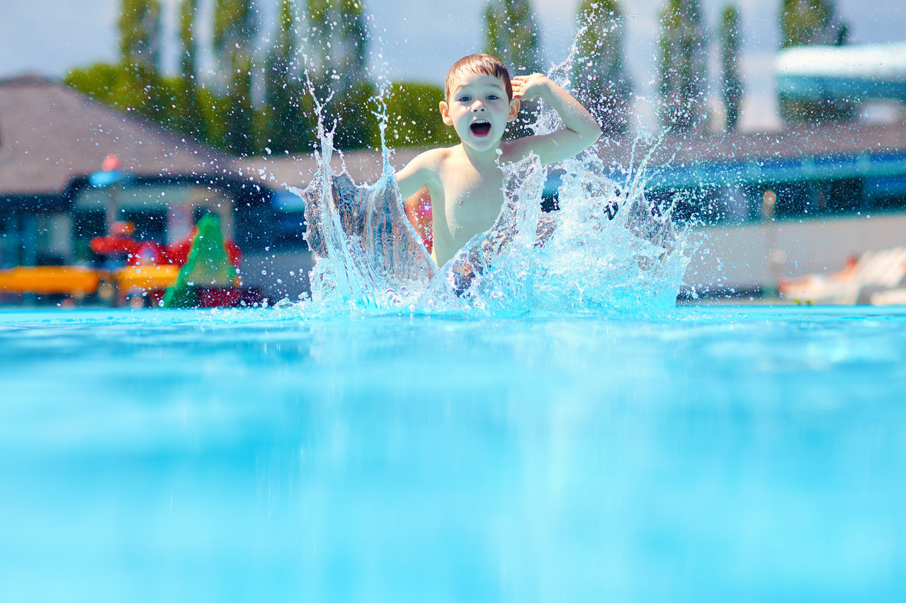 La Ville de Luxembourg-ville cherche toujours un terrain pour construire une piscine découverte. (Photo: Shutterstock)