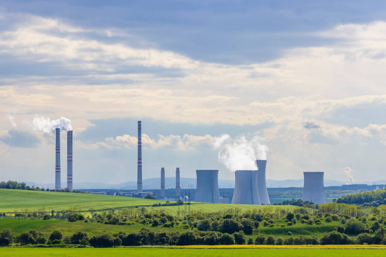 Carbon capture is aimed in particular at industrial emissions that are difficult to reduce, such as those linked to cement, energy or waste incineration. (Photo: Shutterstock)