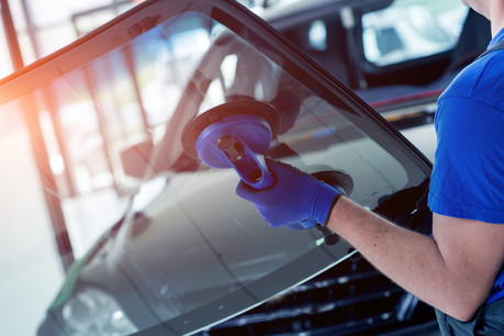 Carglass répare, Carglass remplace… et Carglass recalibre. Une nouvelle donne technologique qui place la pépite de la luxembourgeoise Belron aux avant-postes et lui donne de la valeur. (Photo: Shutterstock)