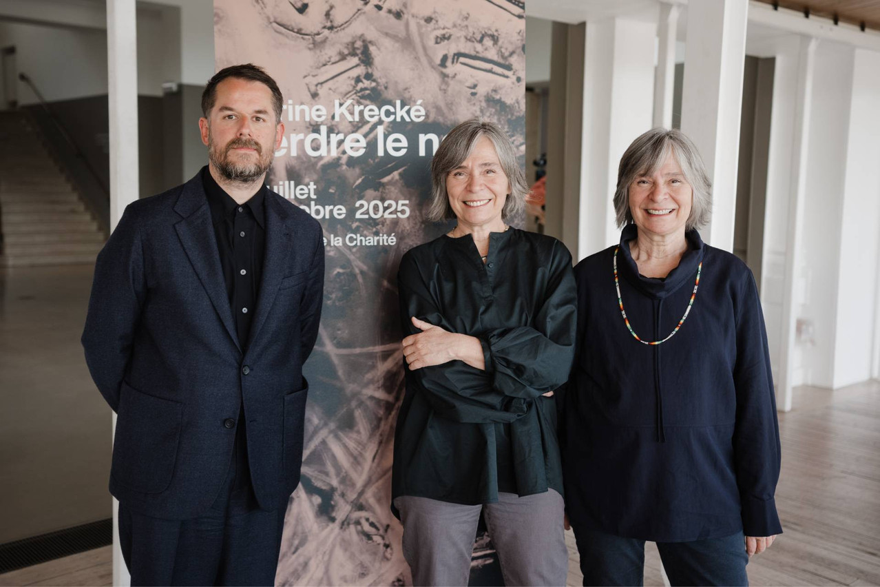 Casino Luxembourg director Kevin Muhlen (left) and Elisabeth Krecké (right), with Carine Krecké (centre). Photo: Marion Dessard