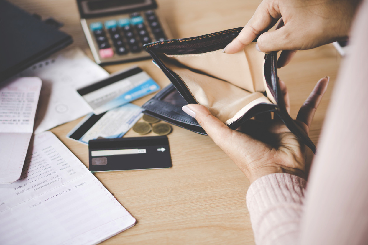 For one in ten workers in Luxembourg, having a job doesn’t mean escaping poverty. Photo: Shutterstock