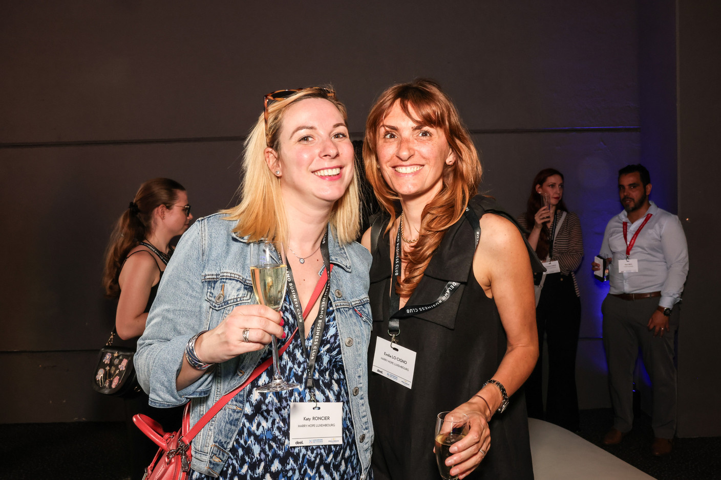 Katy Roncier et Emilie Lo Cigno (Harry Hope Luxembourg). (Photo: Marie Russillo/Maison Moderne)