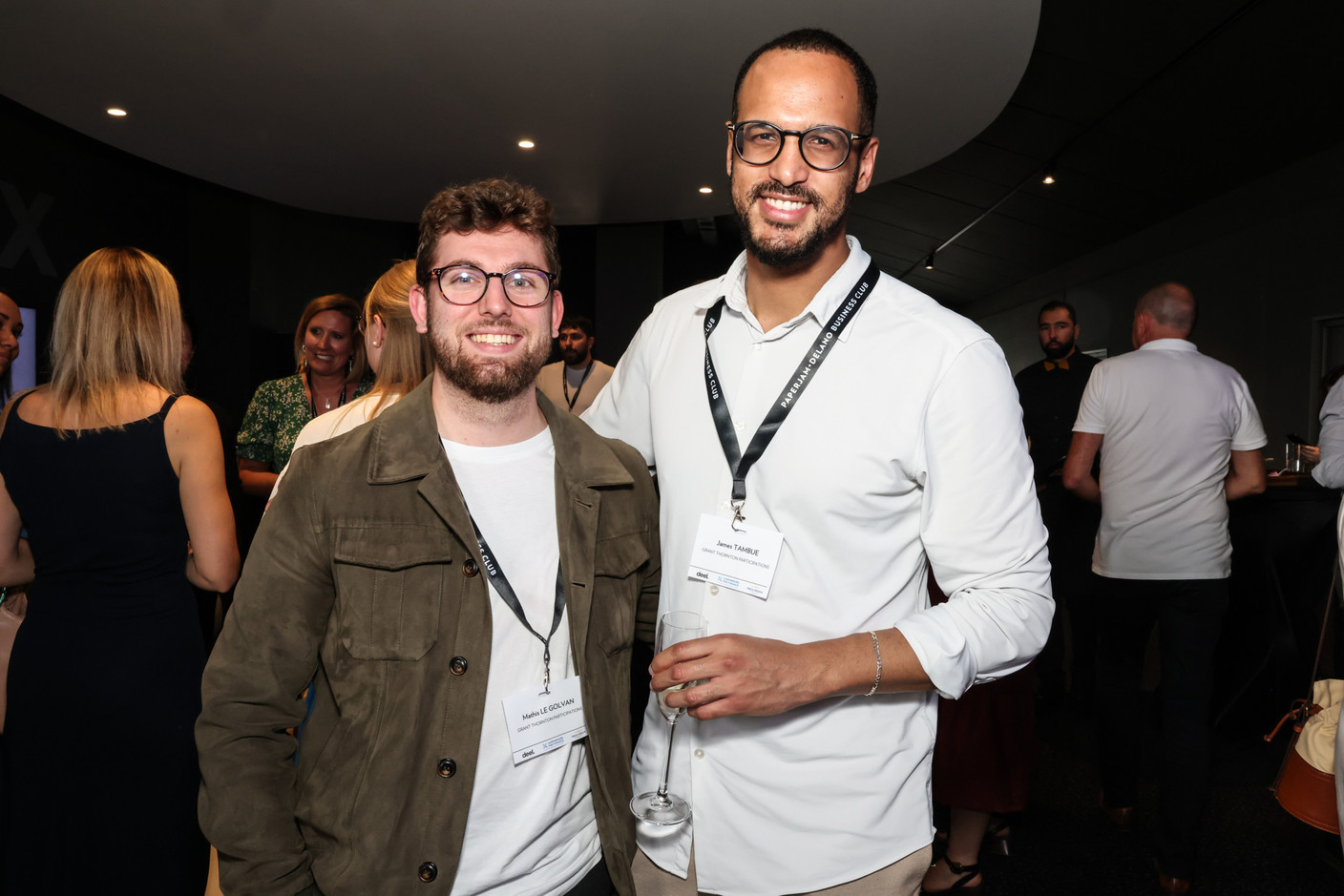 Mathis Le Golvan et James Tambue (Grant Thornton). (Photo: Marie Russillo/Maison Moderne)