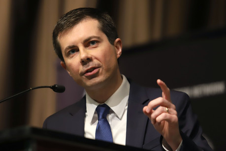Le trentenaire Pete Buttigieg a remporté une «victoire stupéfiante», bouleversant la hiérarchie des candidats reflétée par les sondages. (Photo: Shutterstock)
