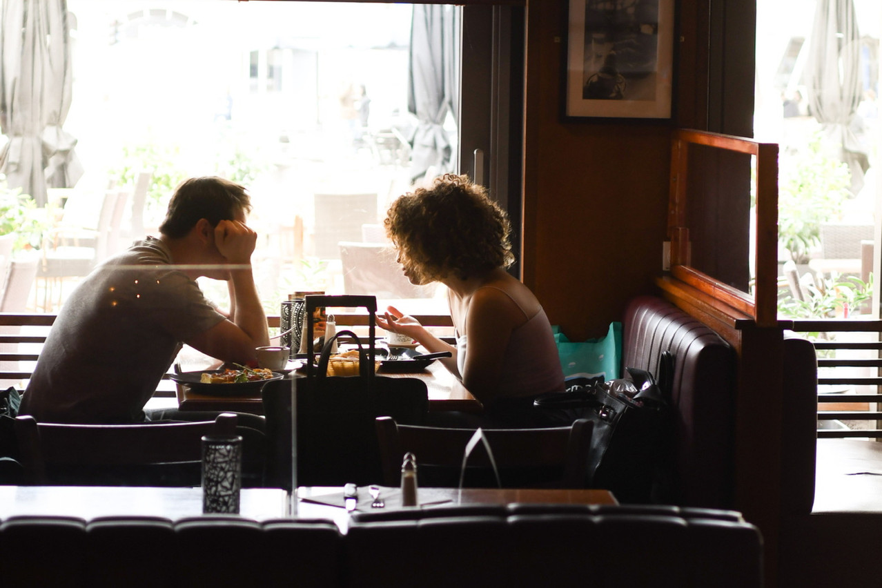 La Fontaine, sur la place de Paris, a radicalement changé ses exigences au niveau de la cuisine. (Photo: Jordan Sapally)