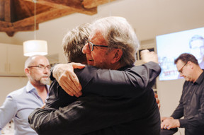 Cette cérémonie a été l’occasion de retrouvailles. (Photo: Alexandre Bichard)
