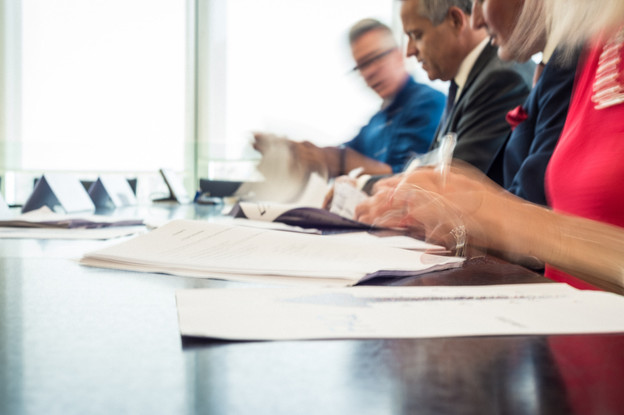 À 17h, le renouvellement des conventions collectives de travail du secteur des banques et de celui des assurances sera signé. (Photo: Mike Zenari/archives Maison Moderne)
