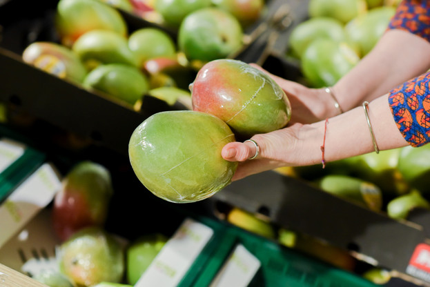 En deçà de 1,5kg, les fruits et légumes ne pourront plus être emballés dans du plastique. (Photo: EU)