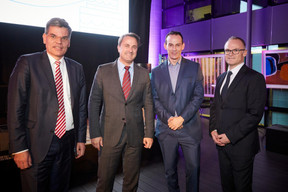 Dr. Gabriël Clemens (VSE), Xavier Bettel (Premier Ministre), Prof. Michael Backes (Cispa) et Georges Muller (Cegecom) (Photo: Eric Devillet)