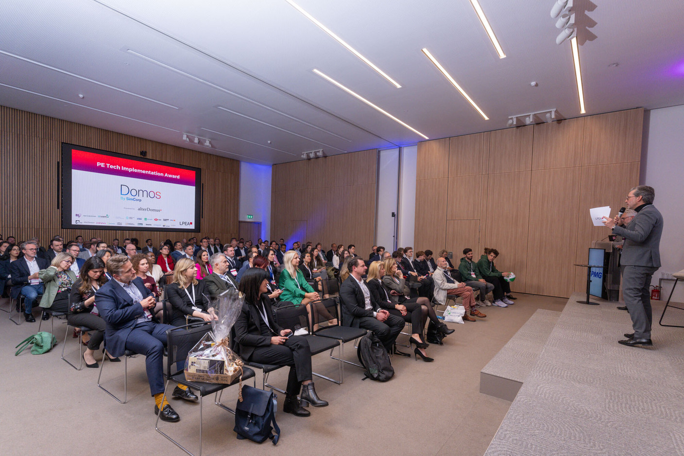 The first edition of the awards brought together more than 300 participants, including 42 technology providers, fund services players, GPs, LPs, and innovation leaders. (Photo: Nader Ghavami)