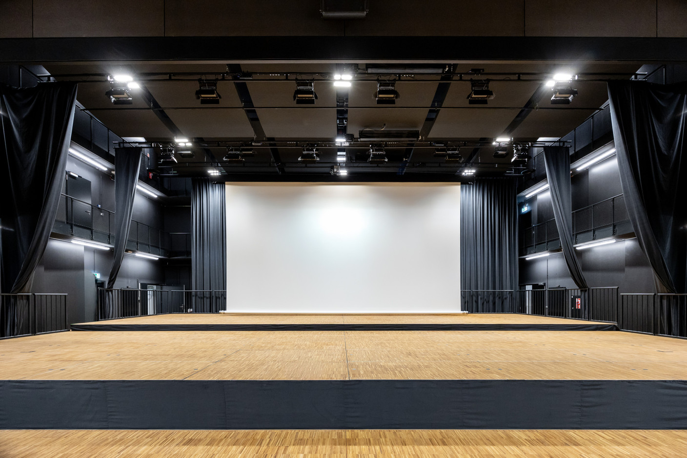 Le centre culturel dispose désormais d’une grande salle de spectacle.   (Photos: Schumacher Schmiz Architectes)