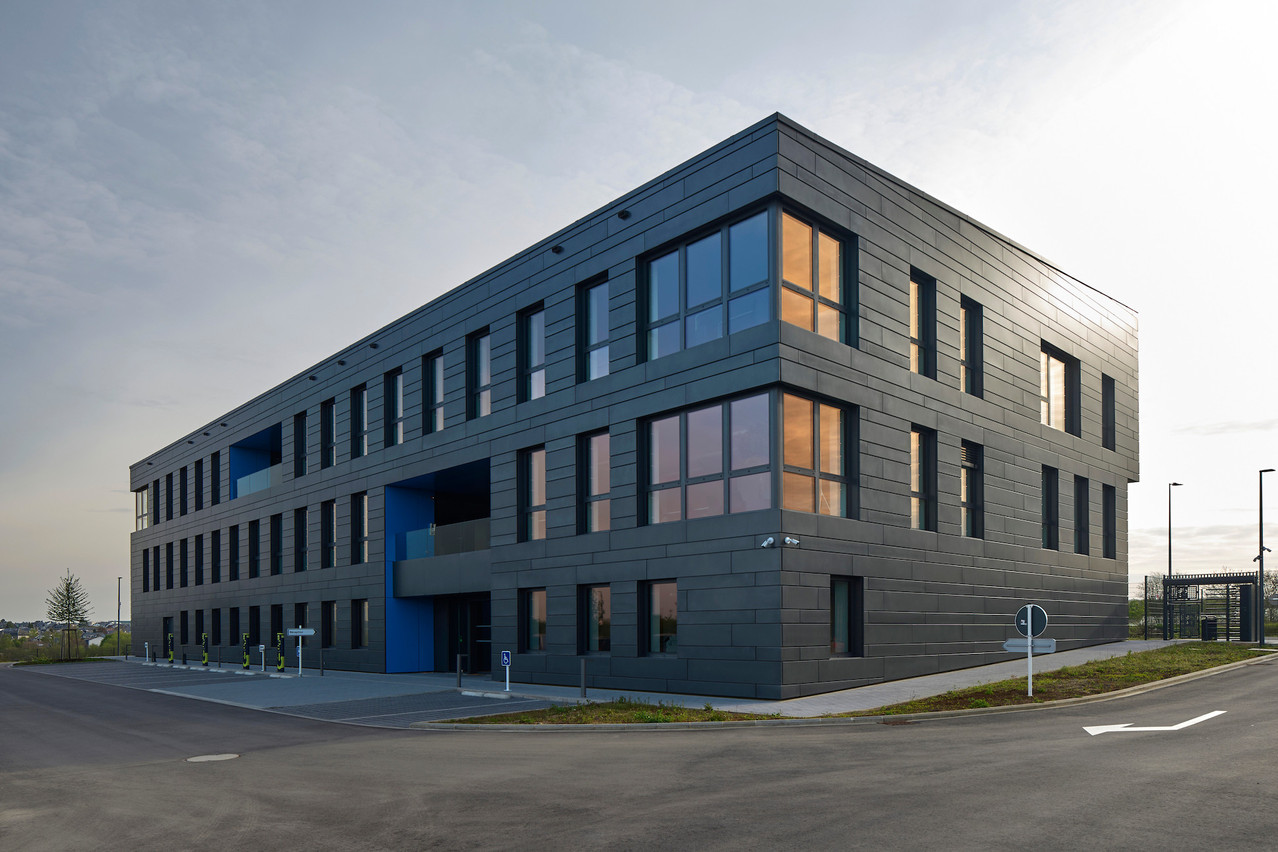 Creos a fait construire ce bâtiment dédié à la gestion de la répartition de l’énergie. (Photo: Eric Chenal)