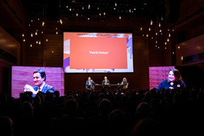 Nicolas Buck (Président de l'UEL), Thierry Raizer (Maison Moderne) et Nora Back (Présidente de l'OGBL) ((Photo: Patricia Pitsch))