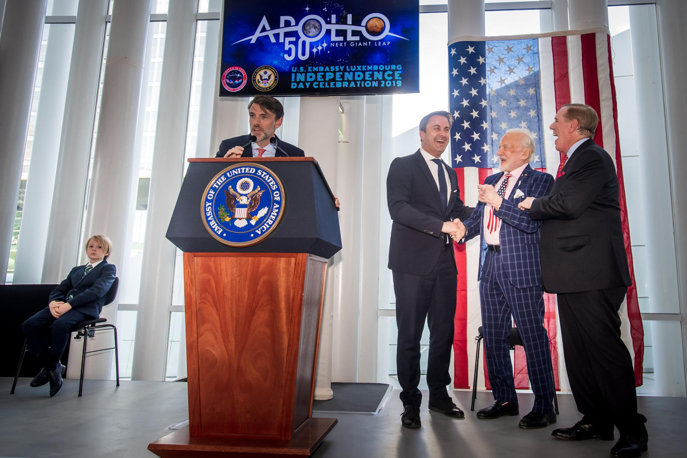 Xavier Bettel (Premier ministre) Buzz Aldrin, et Randolph Evans (ambassadeur des États-Unis au Luxembourg). (Photo: Nader Ghavami)