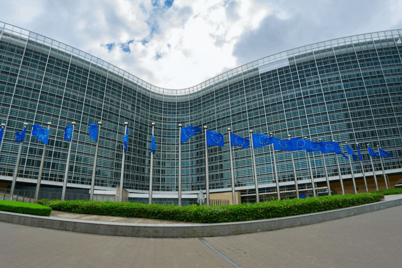 La Commission européenne décide de la gestion de ses agences, a expliqué le ministre des Affaires étrangères et européennes aux députés. (Photo : Shutterstock)