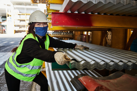 Confrontées à des pénuries de matériaux, des entreprises ont eu parfois du mal à trouver des solutions par manque d’une bonne visibilité quant à la chaîne de valeur. (Photo: Shutterstock)