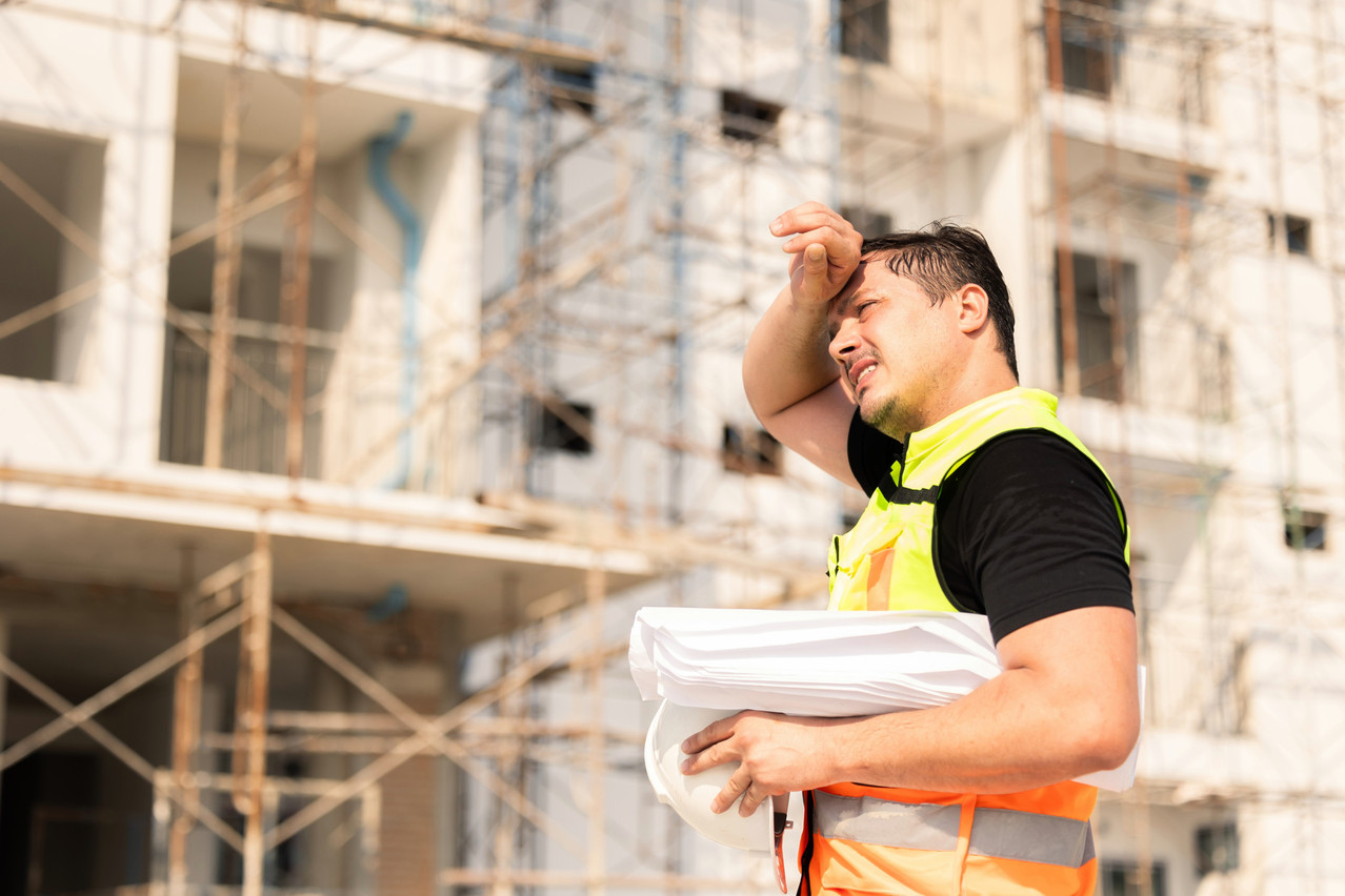 Les entreprises de construction peuvent bénéficier d’un régime de chômage dû aux intempéries sous certaines conditions. Un régime qui devrait, à l’avenir, être ouvert à plus de secteurs, plaide la CSL.  (Photo: Shutterstock)