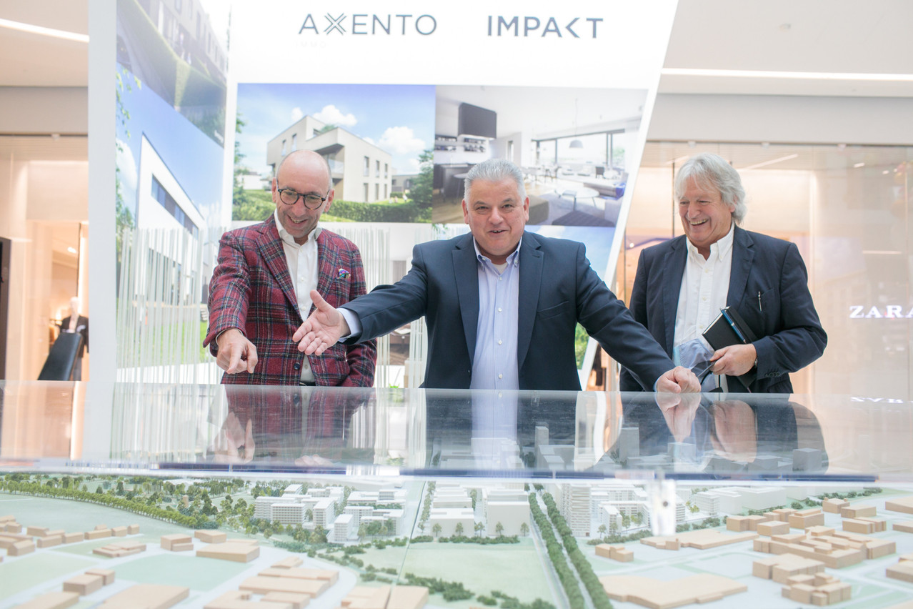Michel Knepper (Grossfeld), Flavio Becca (Promobe) et Serge Estgen (Promobe) poursuivent l’aménagement du nouveau quartier de la capitale. (Photo: Matic Zorman/Maison Moderne)