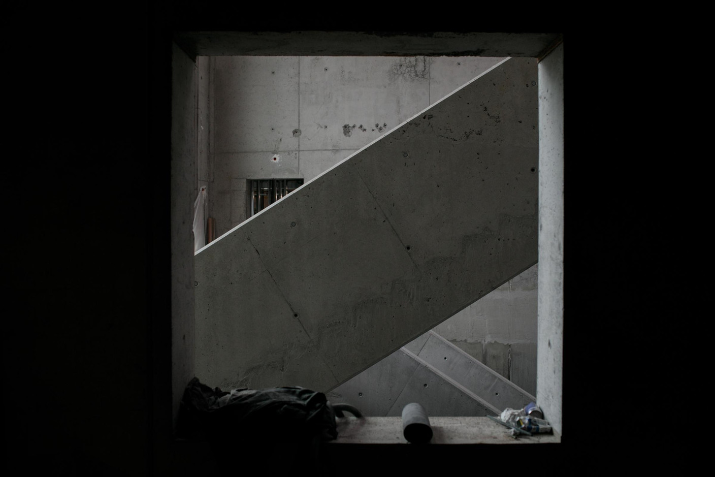 Vue de l’escalier. (Photo: Matic Zorman/Maison Moderne)