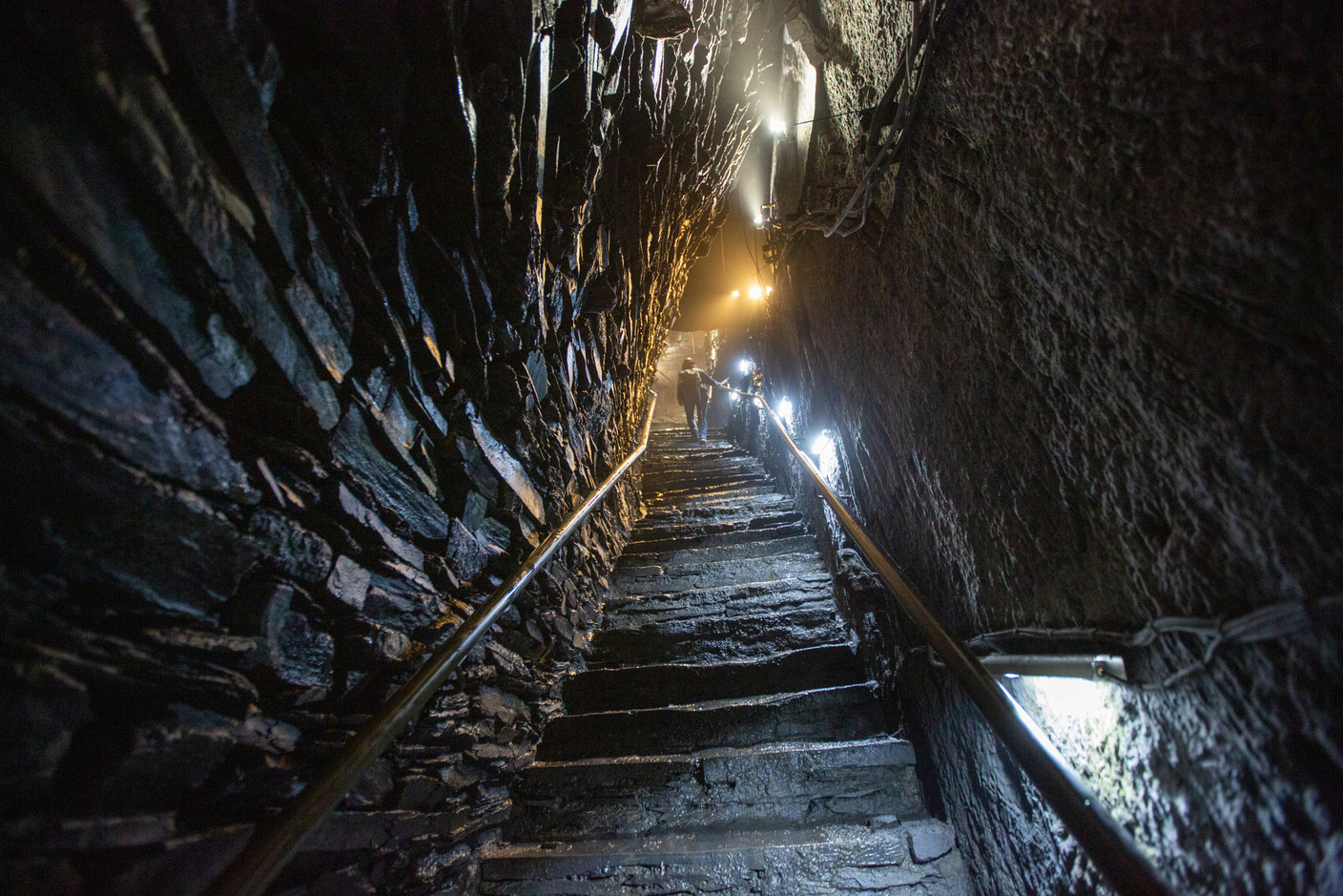 Through underground galleries, historical machinery and live demonstrations, the Slate Museum traces the daily work of slate miners and the site’s economic importance in the 19th and 20th centuries. Photo: Romain Gamba/Archives