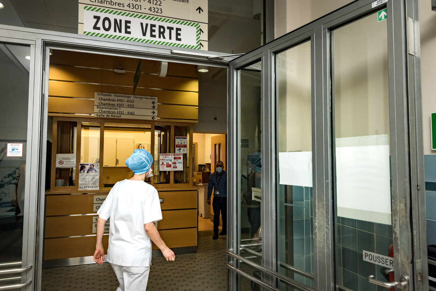 La plupart du service orthopédie est repassé en zone verte, ce qui signifie qu’il n’accueille plus de patients Covid. (Photo: Nader Ghavami / Maison Moderne)