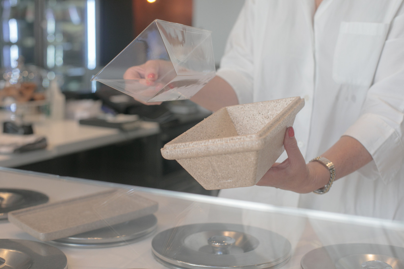 Le paquet de glace d’un litre est démontable pour permettre une réutilisation et un recyclage plus faciles. (Photo: Matic Zorman/Maison Moderne)