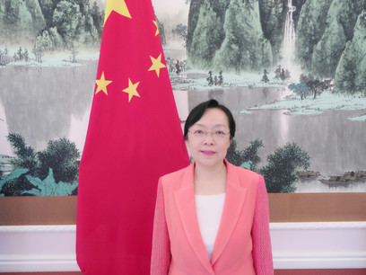 Discrète dans les médias, SE Yang Xiaorong a répondu par écrit aux questions de Paperjam. (Photo: ambassade de Chine au Luxembourg)
