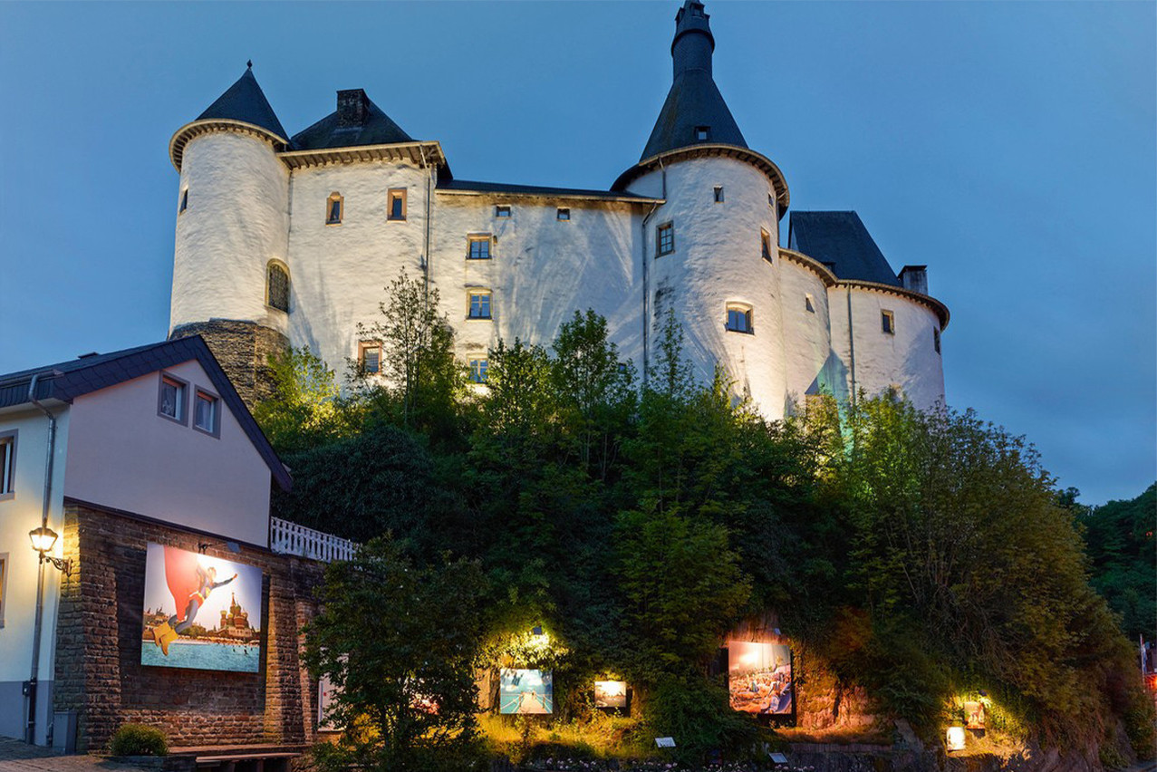 Clervaux et son château qui surplombe la ville et abrite l’exposition «The Family of Man», inscrite au patrimoine mondial de l’Unesco. (Photo: «The Family of Man», château de Clervaux ©CNA/Romain Girtgen, 2022)
