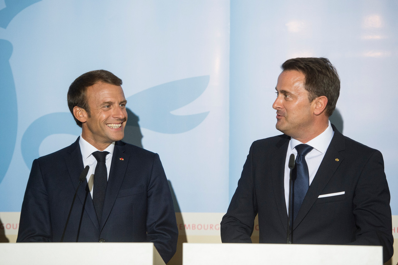 Emmanuel Macron et Xavier Bettel en 2018 au moment de la consultation citoyenne. (Photo: Anthony Dehez/Maison Moderne/archives)