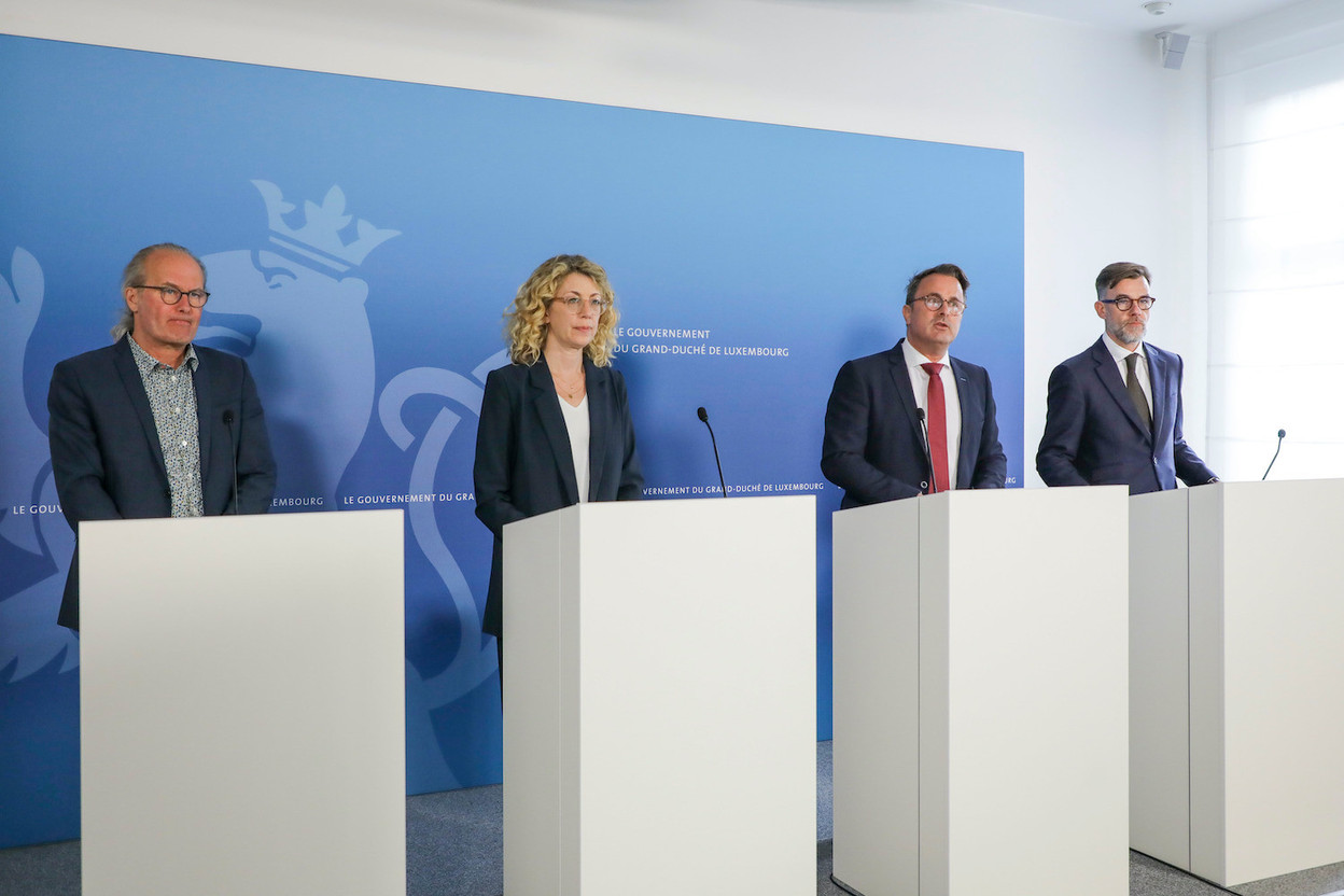 Energy minister Claude Turmes, environment minister Joëlle Welfring, prime minister Xavier Bettel and economy minister Franz Fayot during a press conference on 17 April presenting a draft update of Luxembourg’s national energy and climate plan Photo: SIP / Luc Deflorenne
