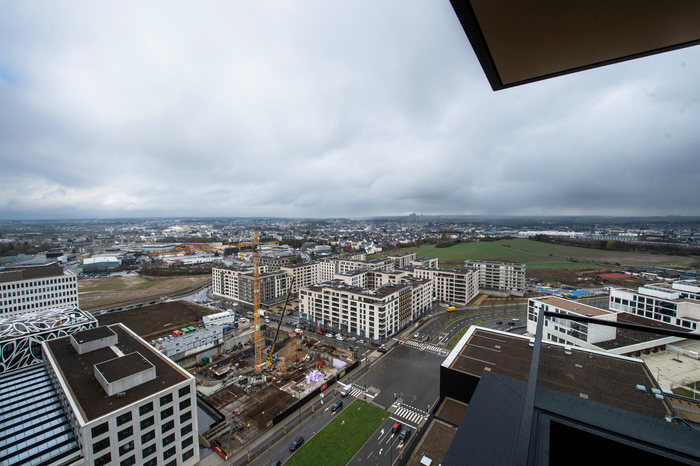 Une vue du 13e étage des tours Zenith, vers le futur parc public. (Photo: Anthony Dehez)