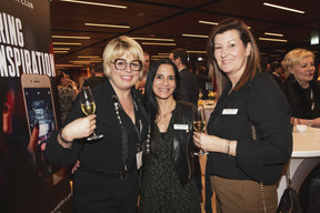 Nathalie Hottua, Stefania Gioggi et Kirsten Paesmans (CapitalAtWork) (Photo: Jan Hanrion / Maison Moderne Publishing)