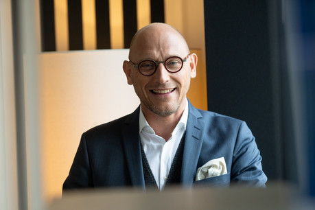 Vincent Bechet: «Plus de flexibilité, plus de sociabilité et moins de contraintes ou de démarches administratives, voilà ce que proposent aujourd’hui les espaces de co-living.» (Photo: Vincent Flamion Photography)